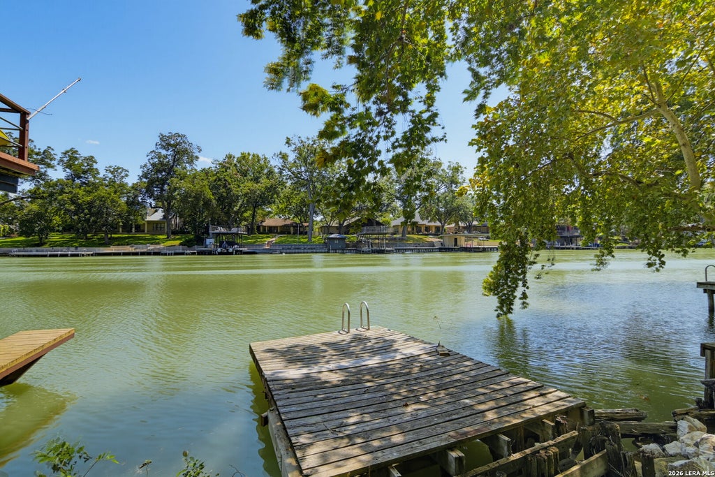 Photo of 924 Lake Drive, Seguin, TX 78155 (MLS # 2014157)