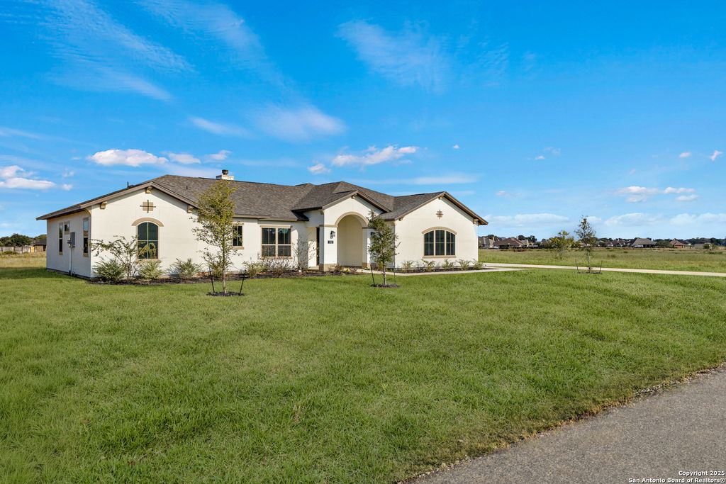 Photo of 152 Pradera Ridge, Floresville, TX 78114 (MLS # 1922998)