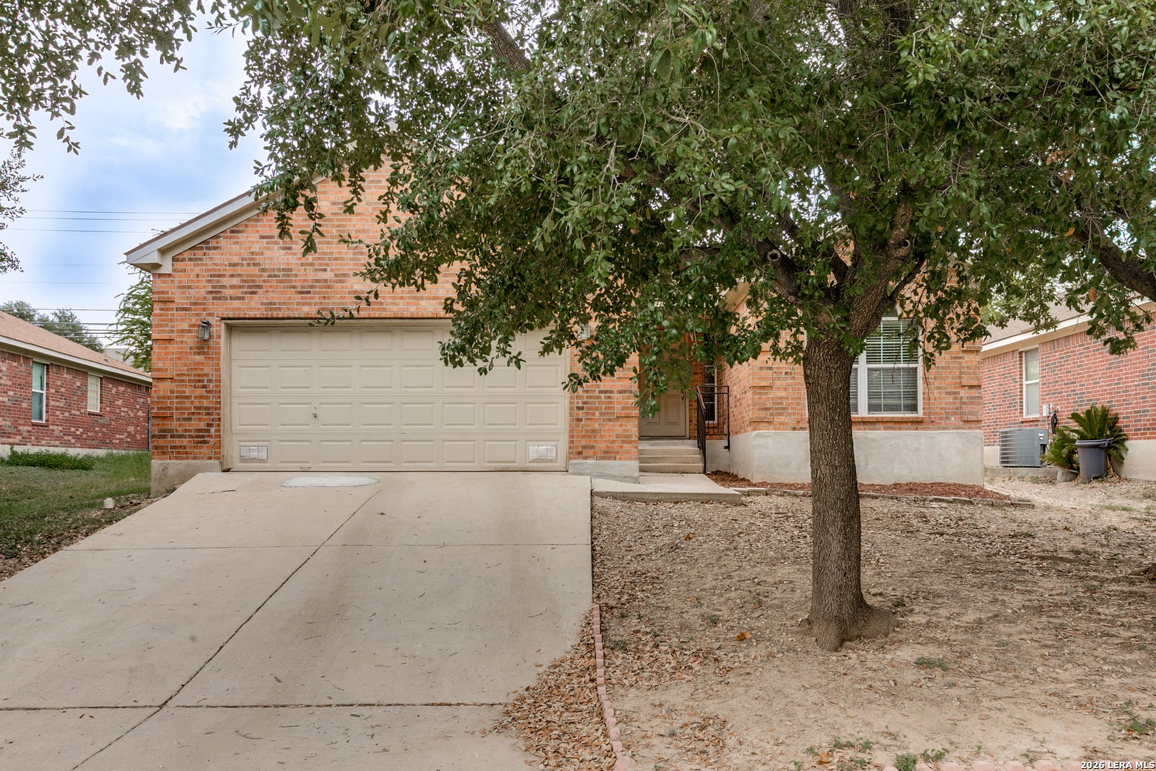 9651 EMERALD PL