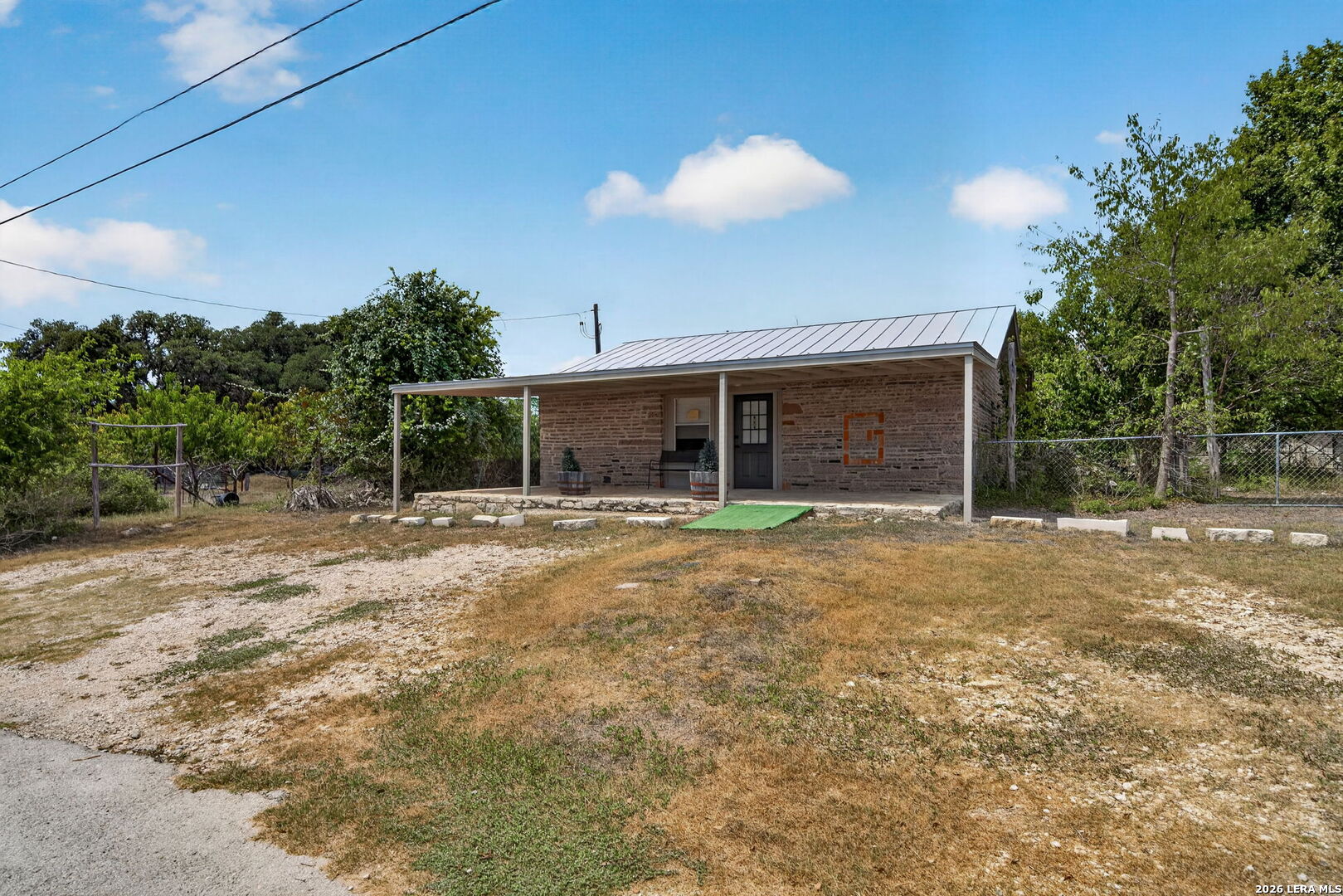 11 MAIN ST