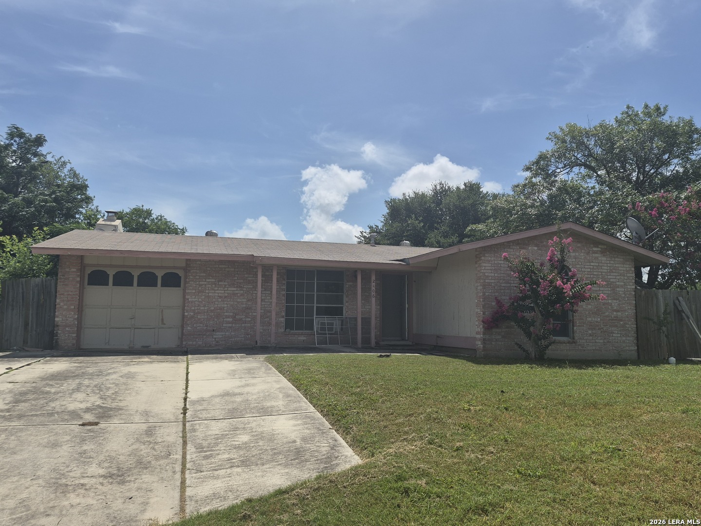 Photo 1 of 11 — 2406 ROSEVILLE ST, San Antonio, TX 78219