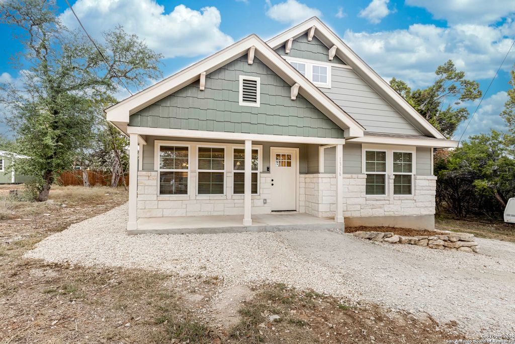 Photo of 1316 Cedar Bend, Canyon Lake, TX 78133 (MLS # 1924912)