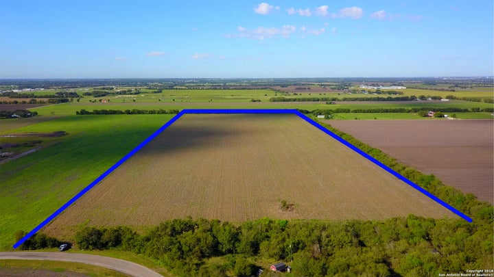 Photo 1 of 6 — 0000 NE Santa Clara Rd, Marion, TX 78124