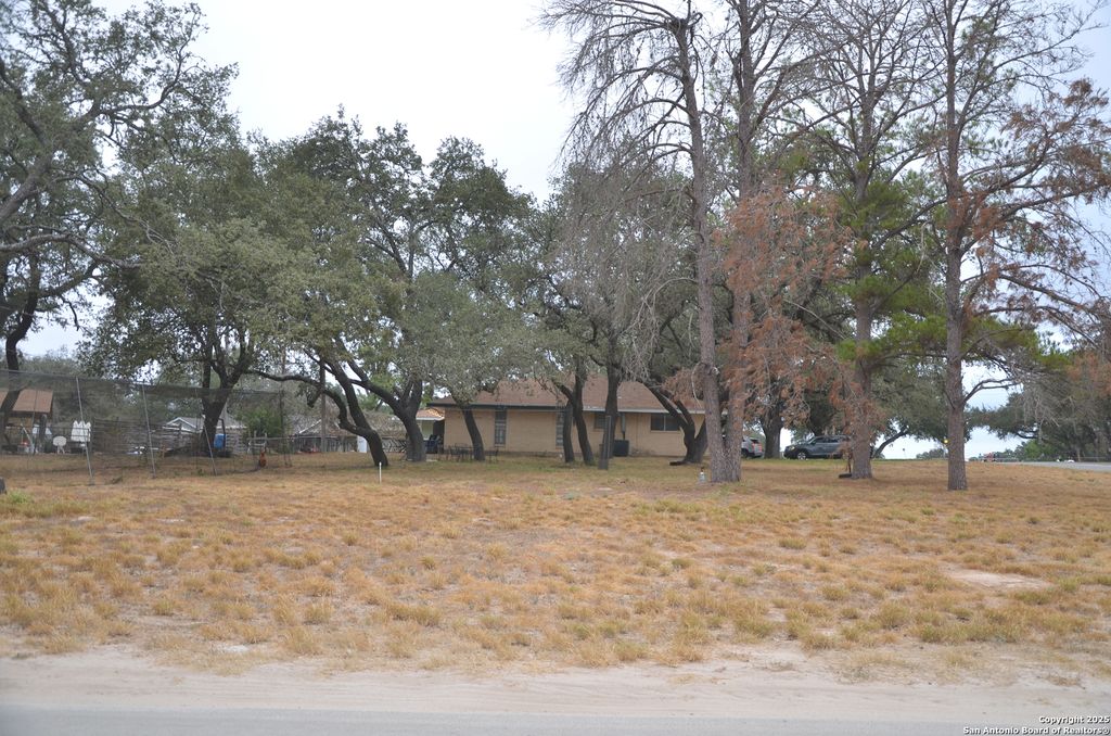 Photo of TBD Malone Dr., Devine, TX 78016 (MLS # 1917657)