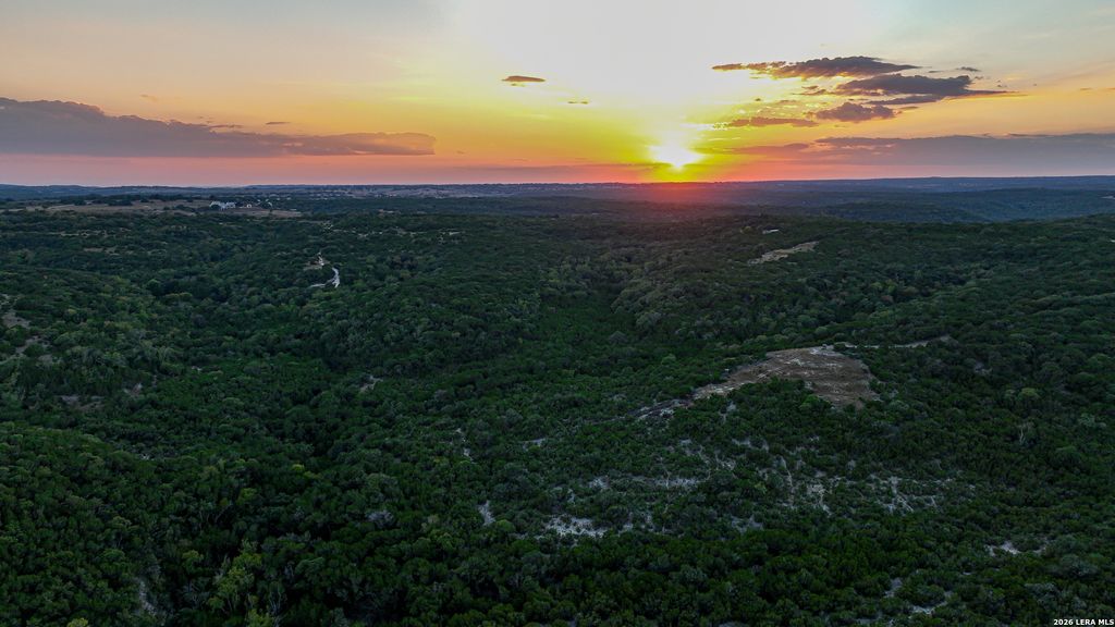 Photo of 417 Sparkling Springs Dr, Boerne, TX 78006 (MLS # 1957218)