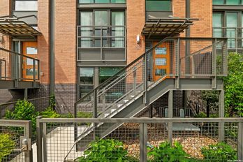 Townhouse at 318 W Grayson 203