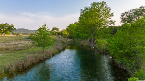 2991 Fm 470 Bandera TX 78003