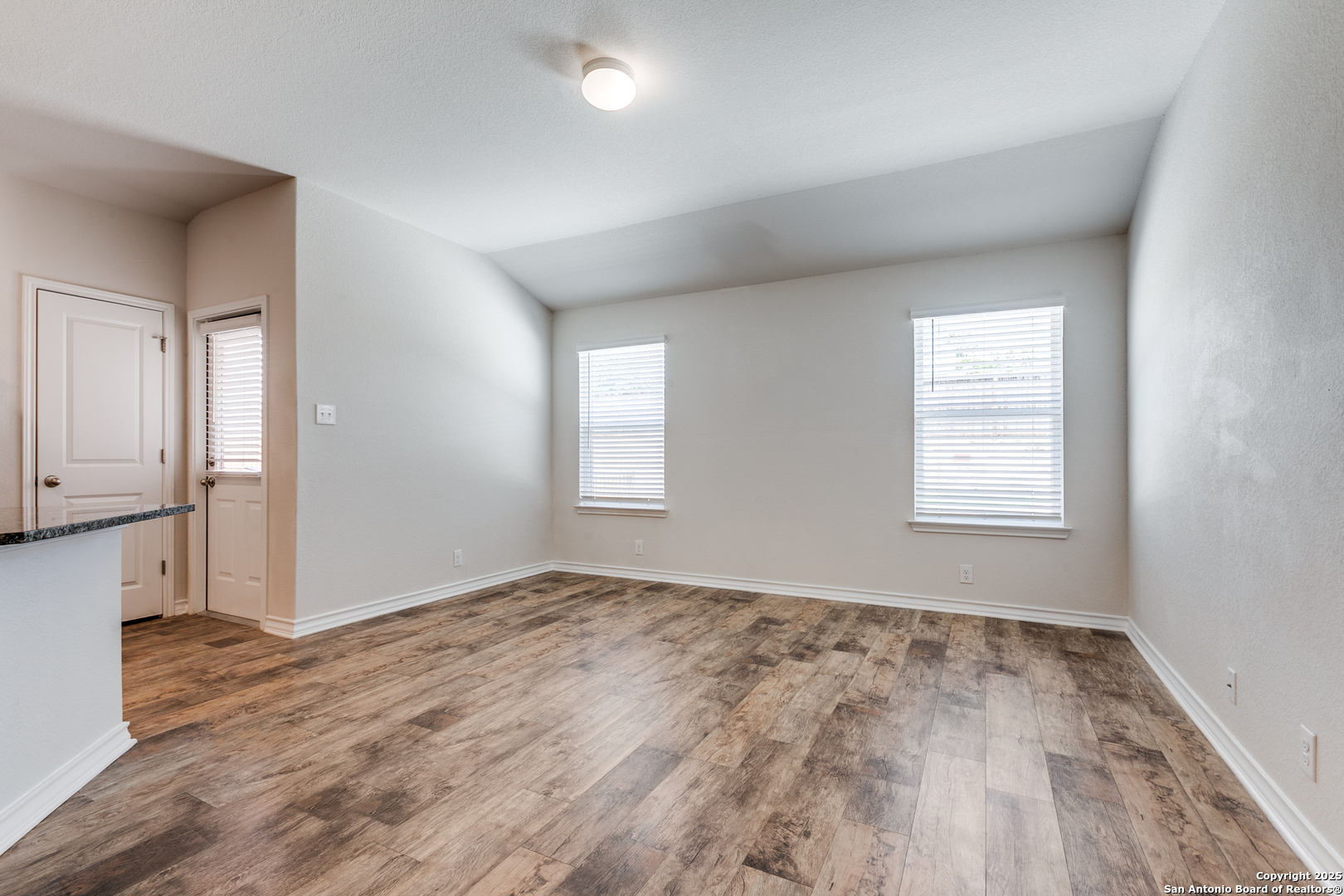 4230 Chalk Flats