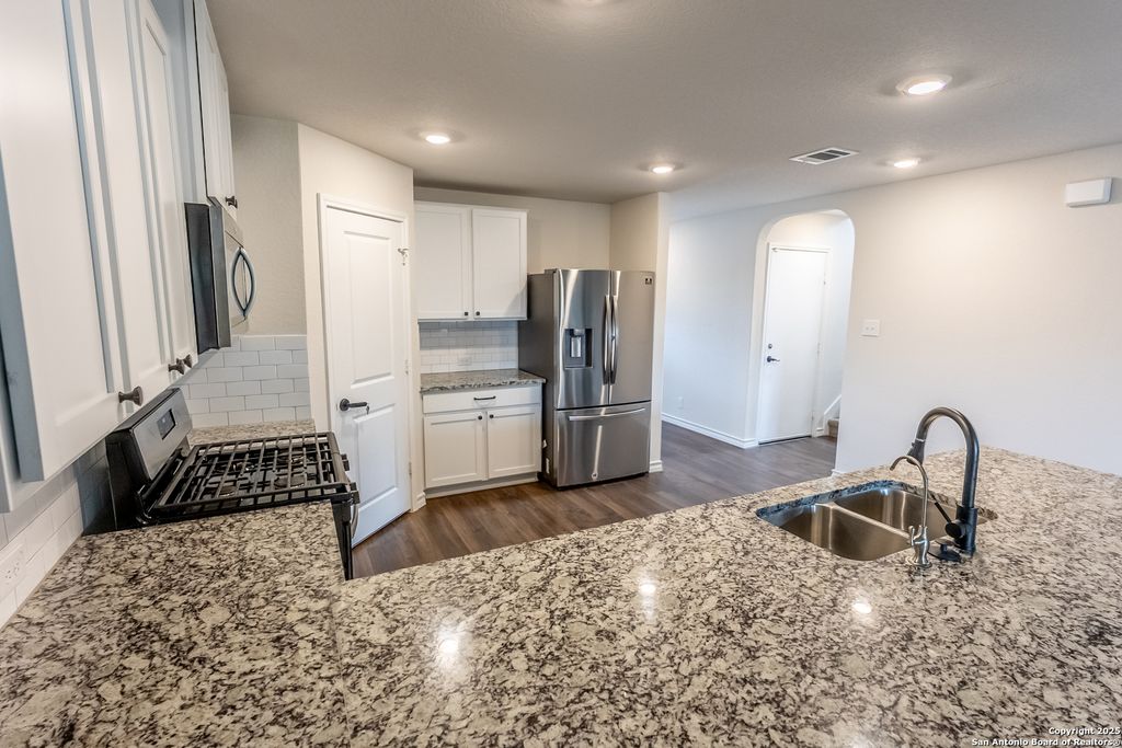 Photo of 177 Bahama Woodstar, San Antonio, TX 78253 (MLS # 1918255)