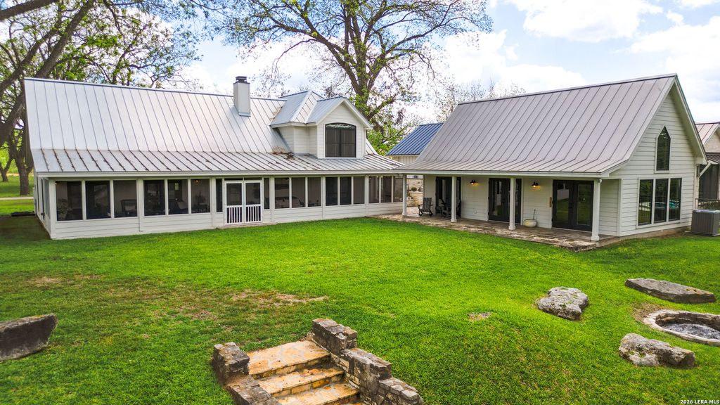 Photo of 3362 N State Highway 46, Seguin, TX 78155 (MLS # 1959588)