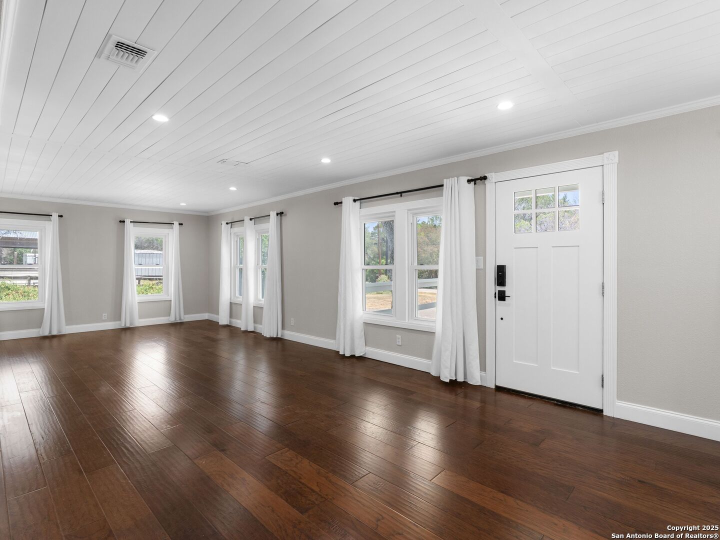 1364 Cedar Elm St