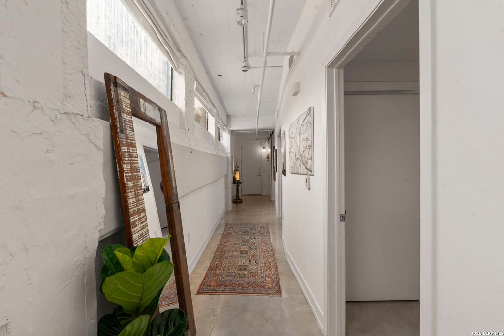 Photo of 1401 S Flores 215 #215, San Antonio, TX 78204 (MLS # 1933701)