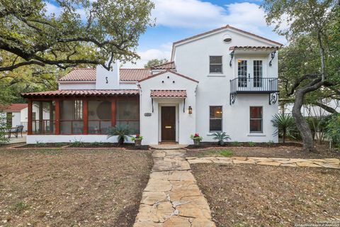 A home in Alamo Heights