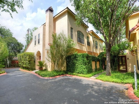 207 GRANDVIEW PL APT 6, SAN ANTONIO, TX 78209 - Image 0e6c8f756aa2ecb82f9509c57cab97d0/4000728093
