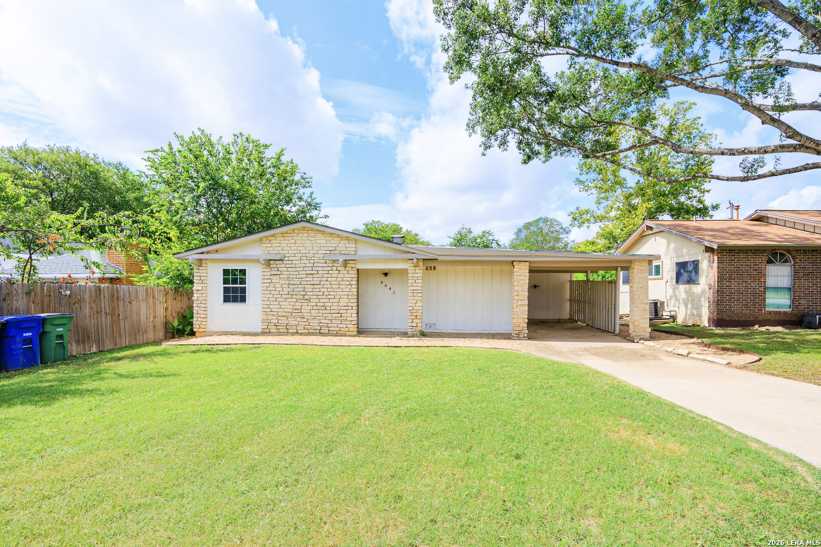 Photo 1 of 30 — 4442 SUMMER SUN LN, San Antonio, TX 78217