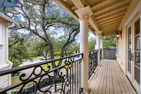 A home in Alamo Heights