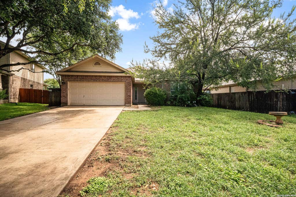 Photo of 229 SPICE OAK LN, Cibolo, TX 78108 (MLS # 1973419)