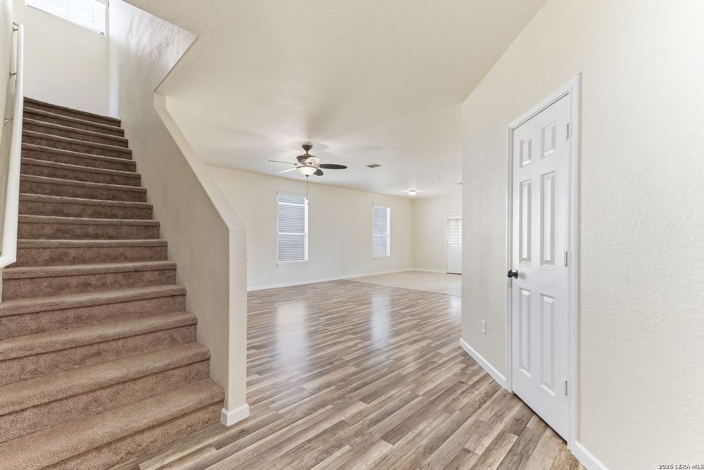 Photo of 7618 Paraiso, Boerne, TX 78015 (MLS # 1935287)