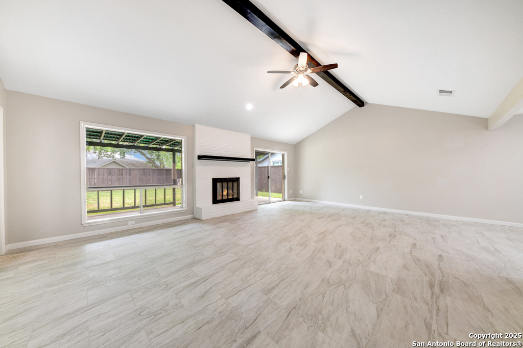 627 Summerwood