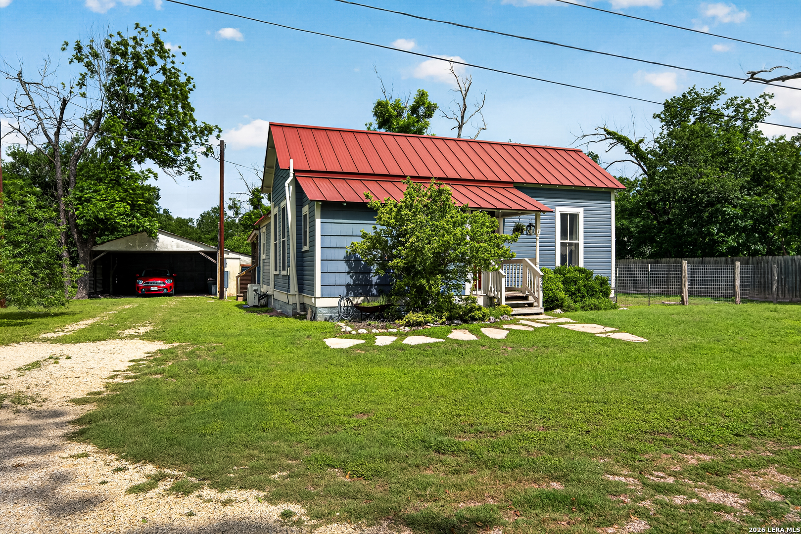 320 SECOND ST