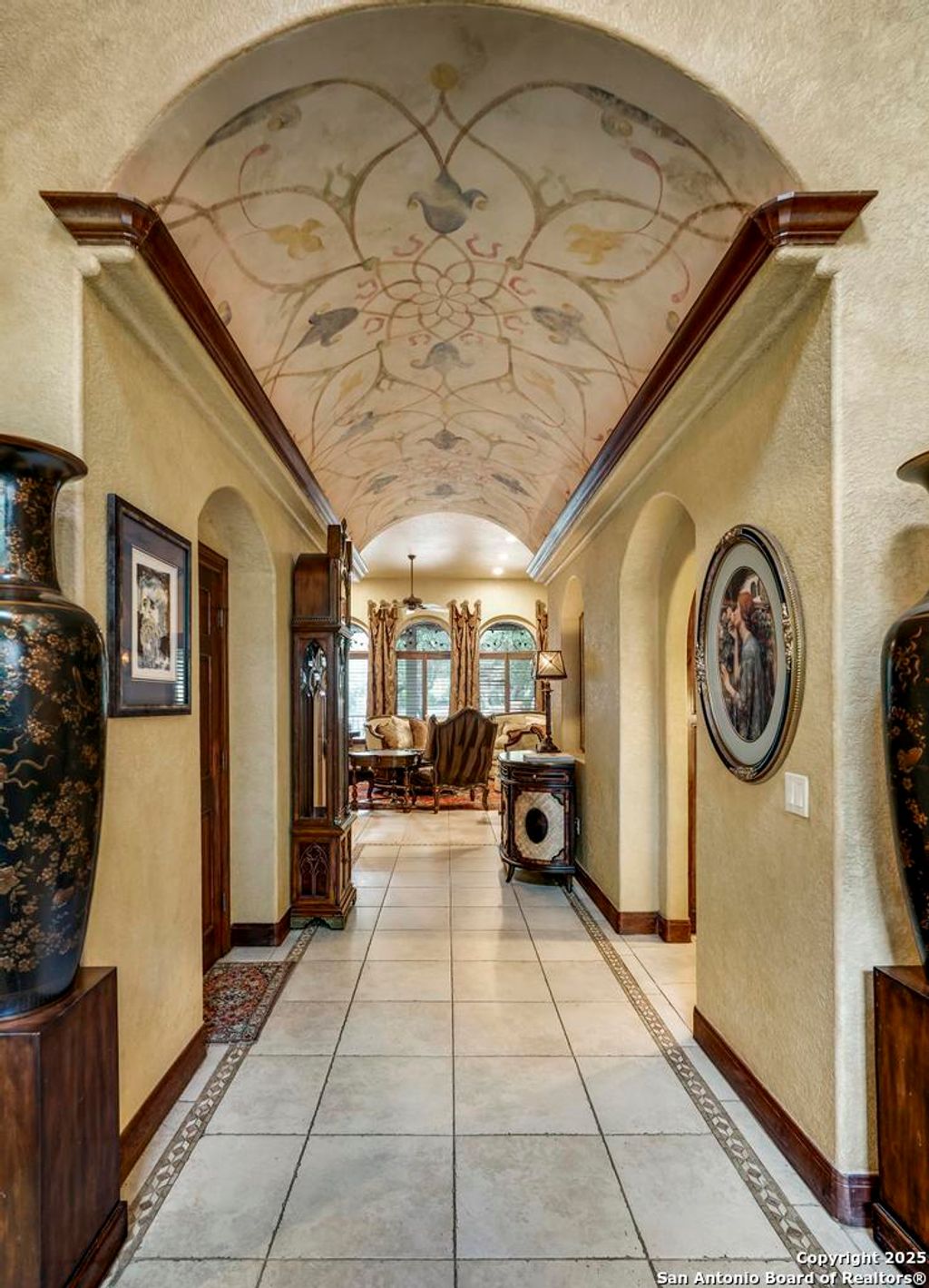 Photo of 7 E Park Mountain, San Antonio, TX 78255 (MLS # 1924896)