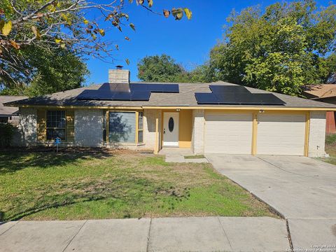 Photo of 6331 RIDGE TREE DR, San Antonio, TX 78233 (MLS # 1926752)