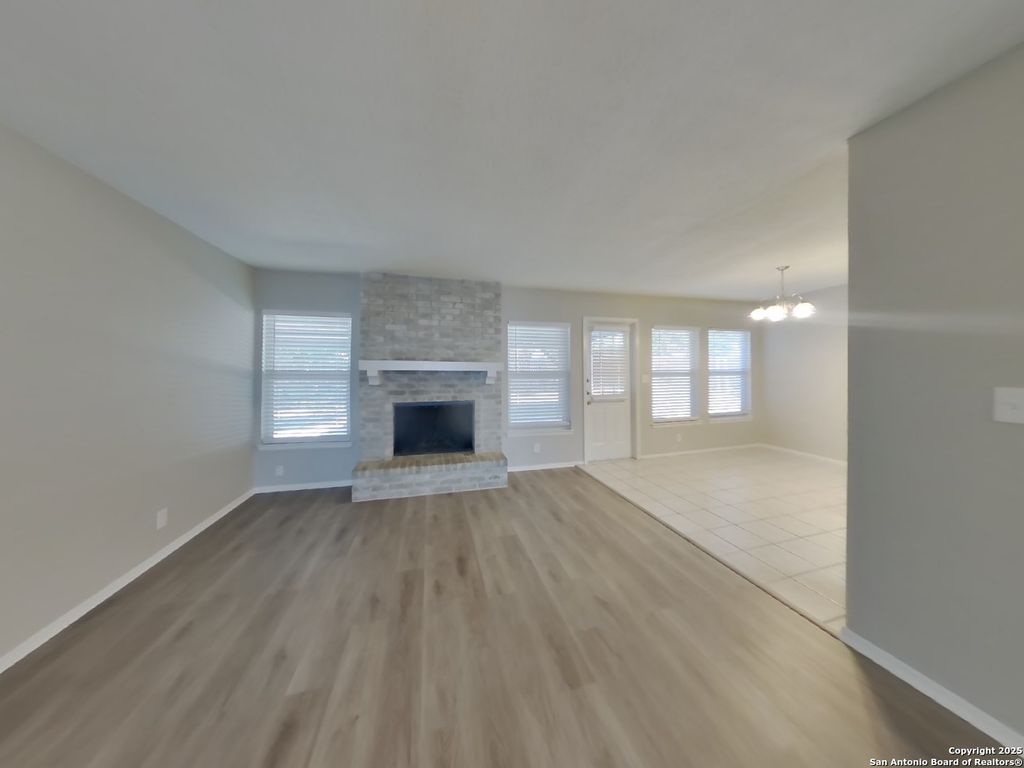 Photo of 6801 Castile De Oro, San Antonio, TX 78239 (MLS # 1916030)