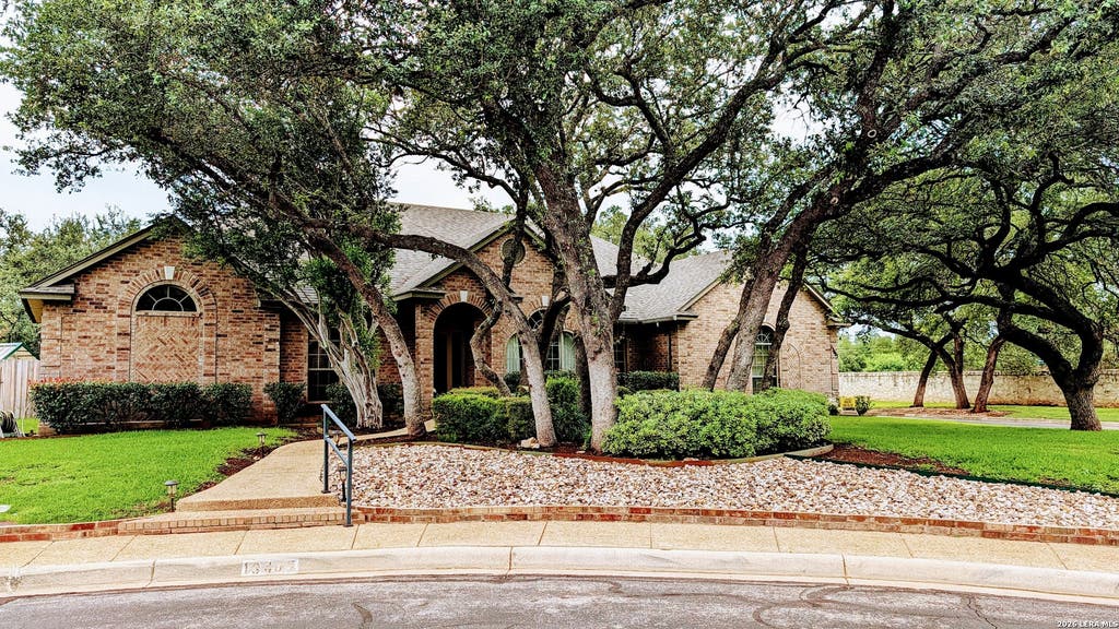 Photo of 13407 Heights Hall, San Antonio, TX 78230 (MLS # 1973334)