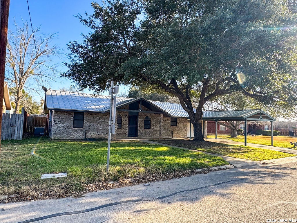 Photo of 904 W. WEST STREET, Stockdale, TX 78160 (MLS # 1940250)