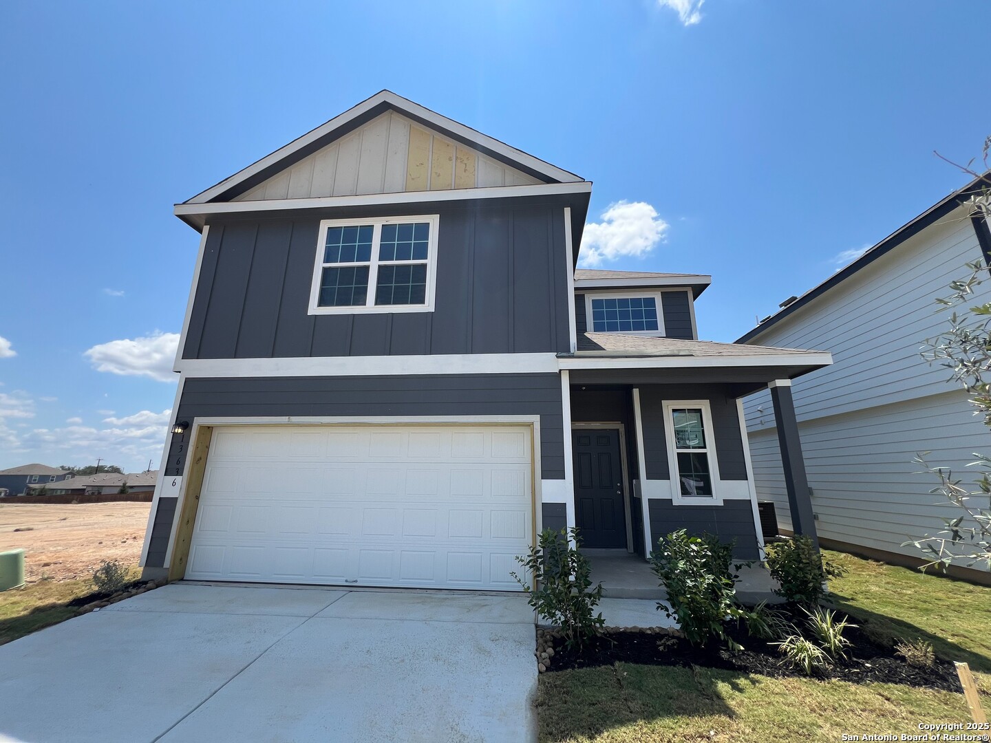 13636 Helton Pass