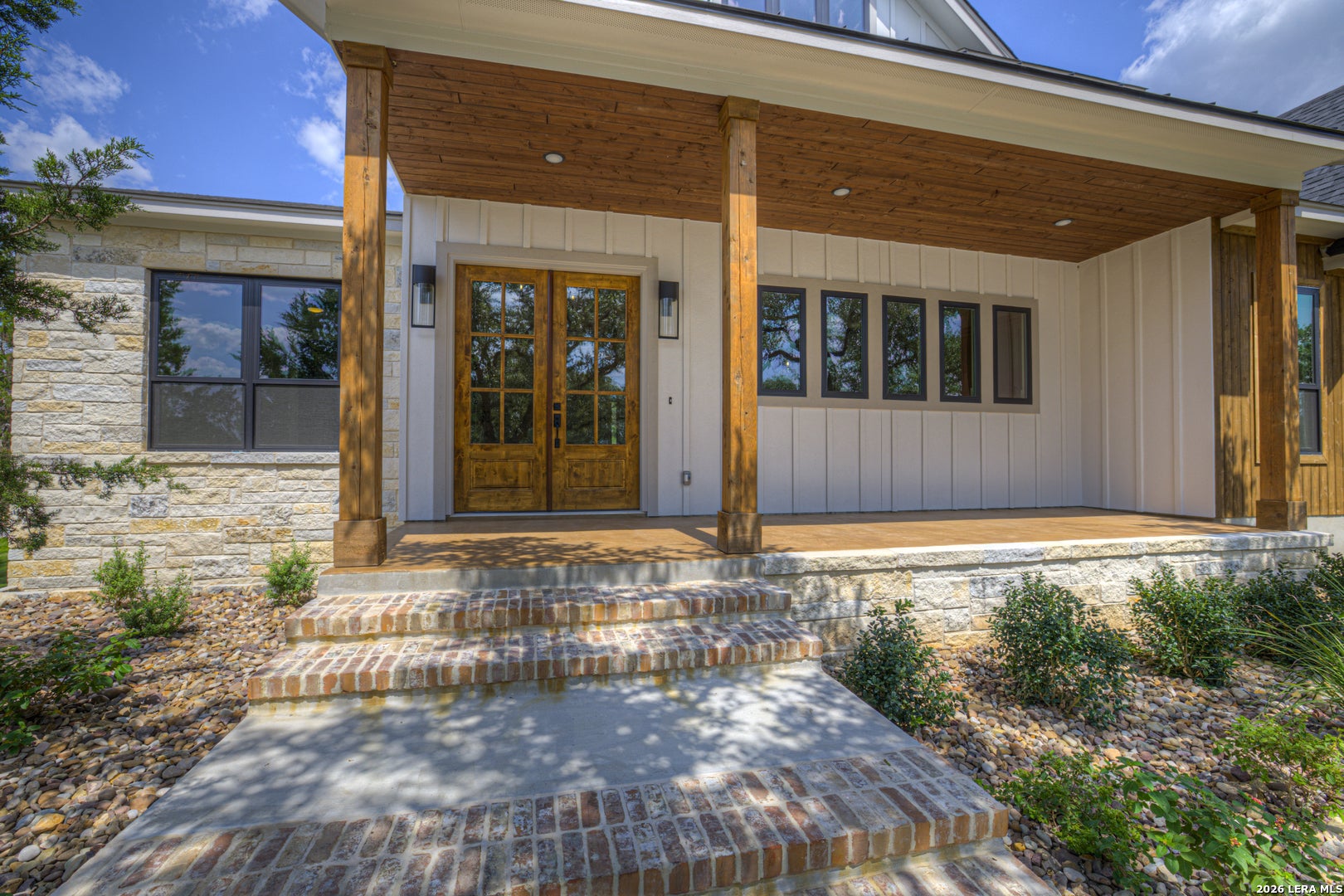 381 MEXICAN HAT DR