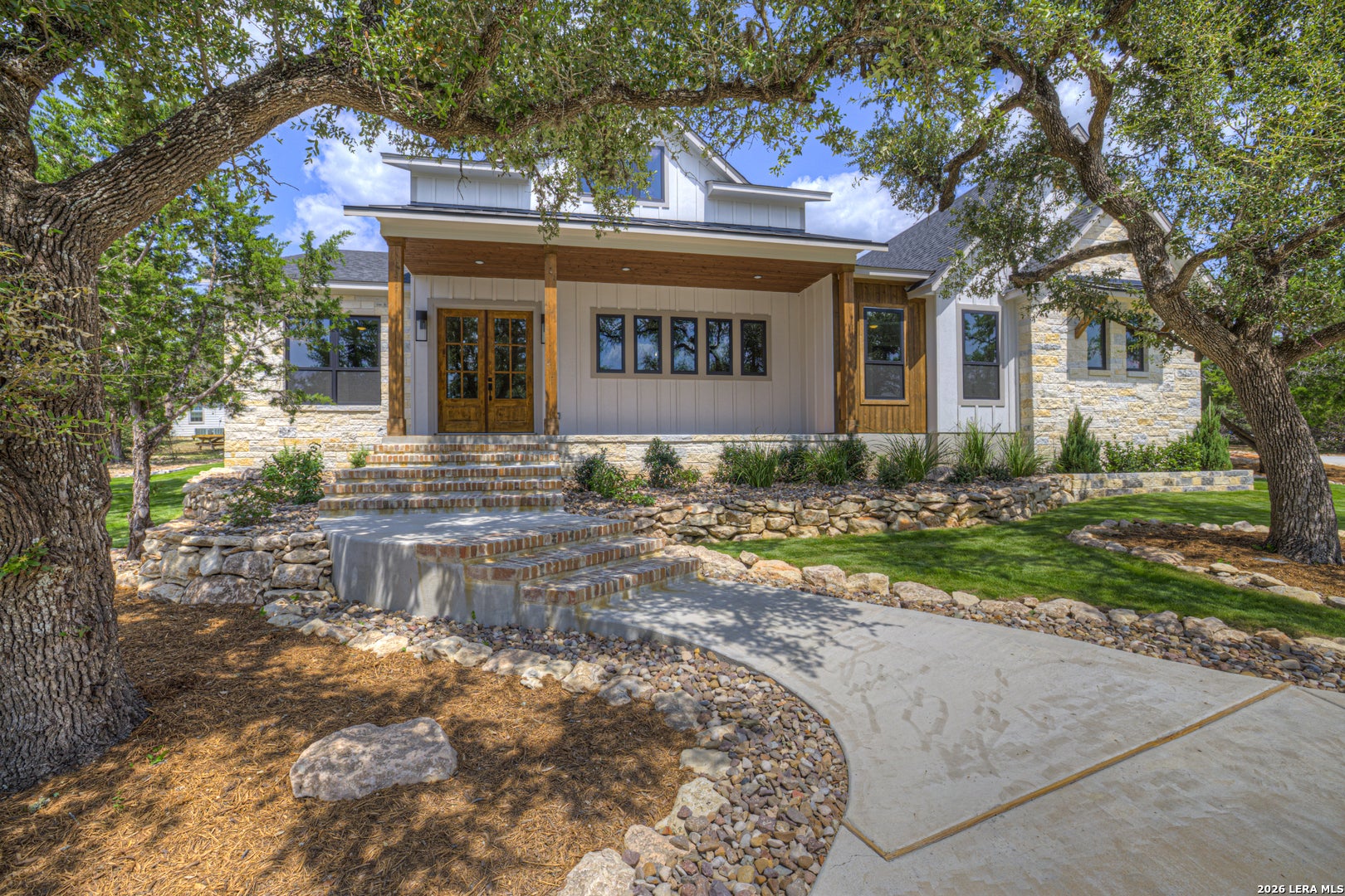 381 MEXICAN HAT DR