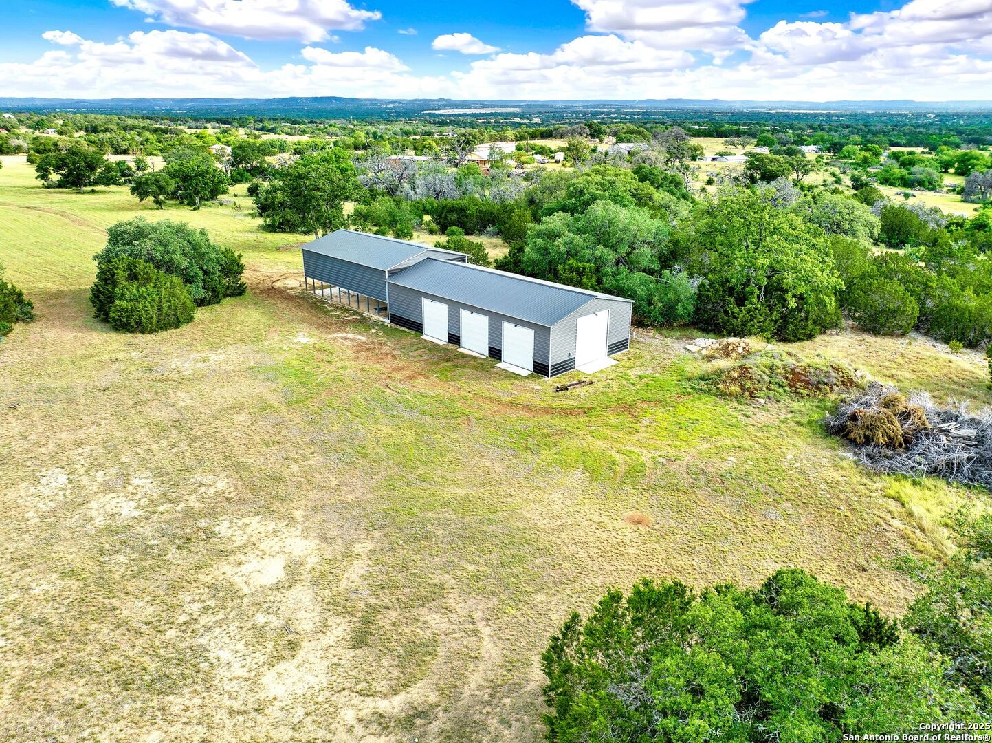 461 Royal Ridge