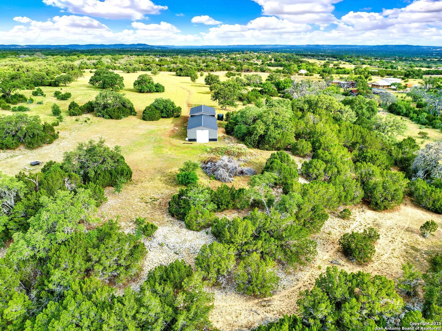 461 Royal Ridge
