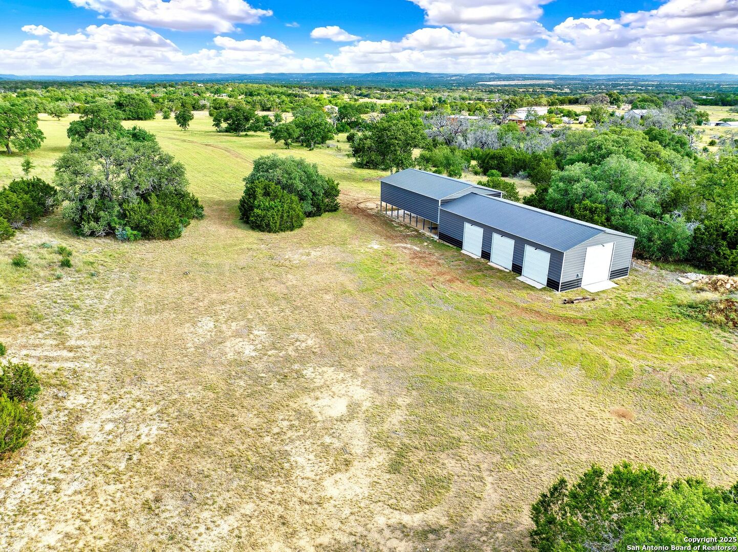 461 Royal Ridge