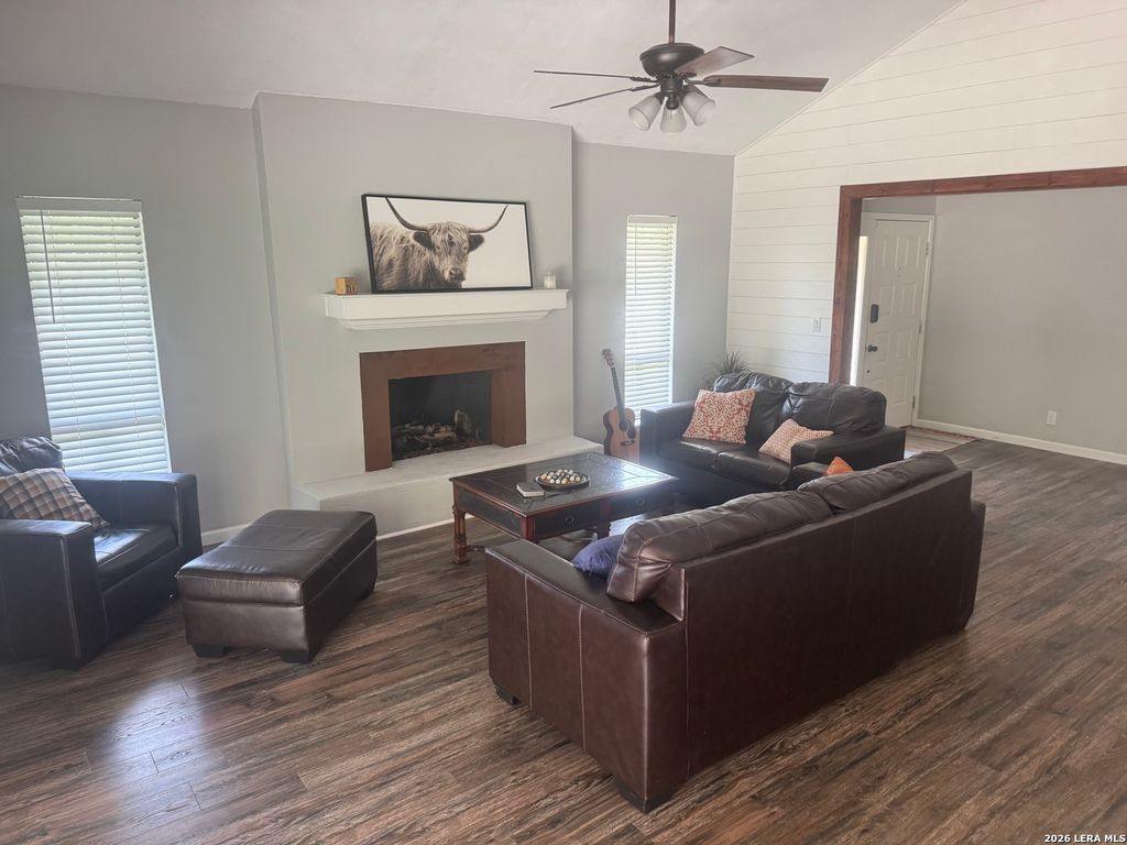 Photo of 407 Marymont, New Braunfels, TX 78130 (MLS # 1994522)