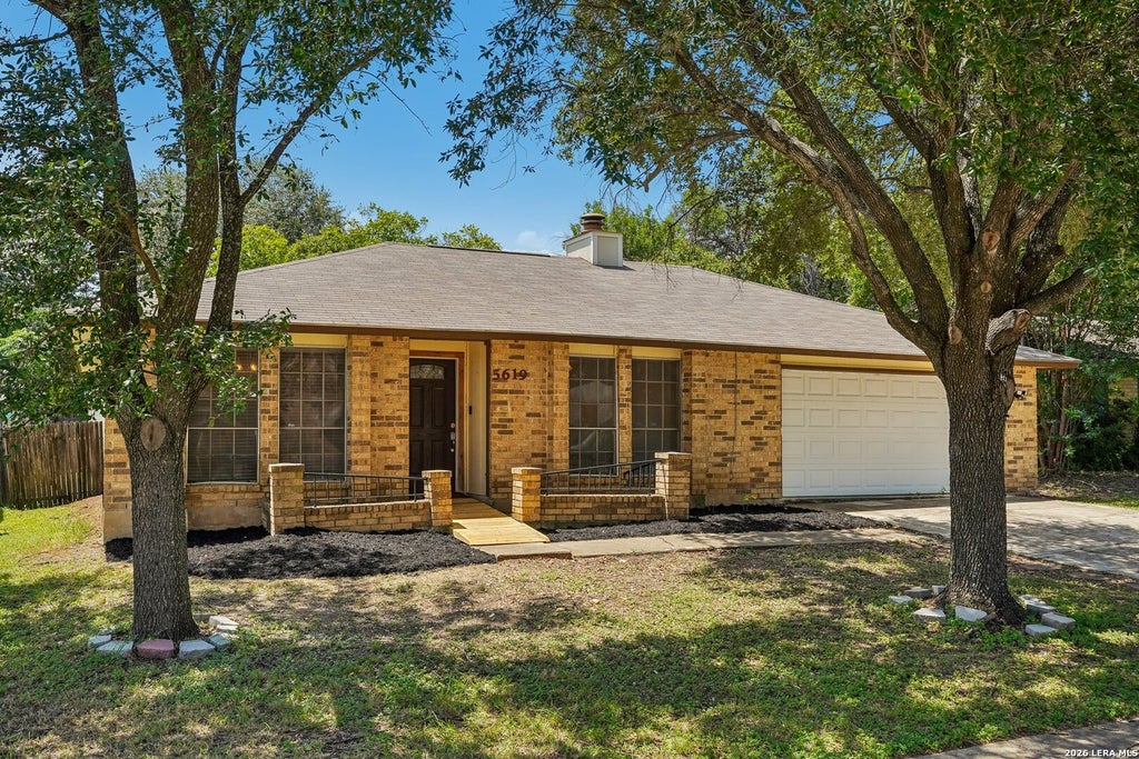 Photo of 5619 Wood Walk, San Antonio, TX 78233 (MLS # 2009037)