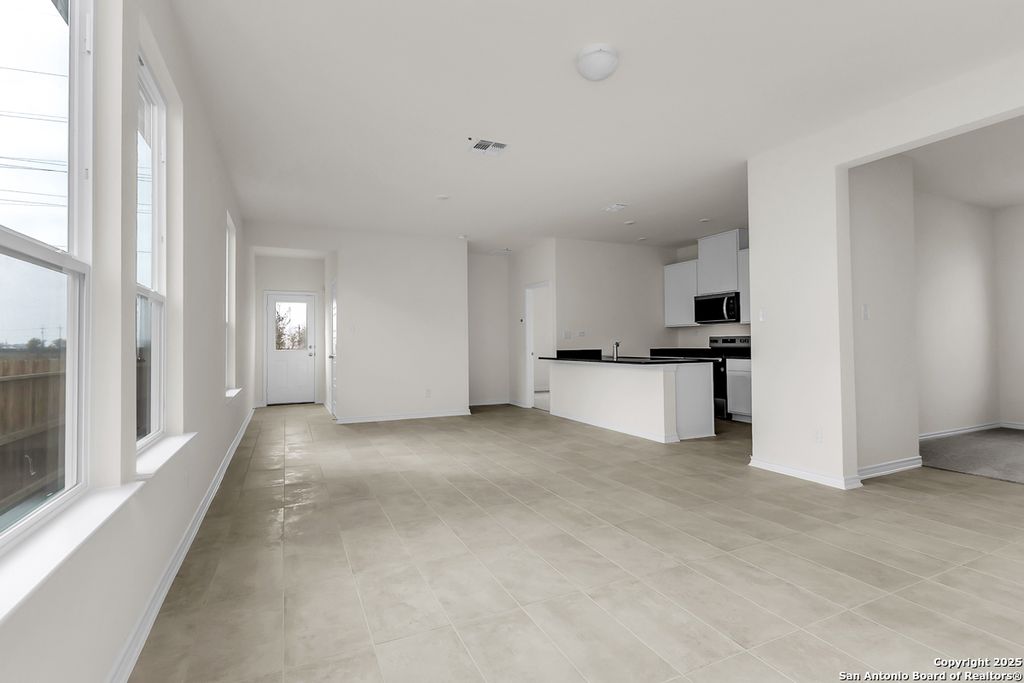 Photo of 4121 WOODSIDE DR, Seguin, TX 78155 (MLS # 1912994)