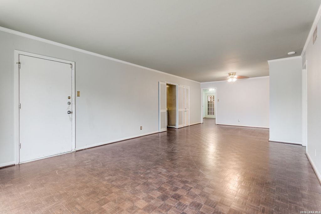 Photo of 102 Ruelle 106 C #106 C, San Antonio, TX 78209 (MLS # 1958722)