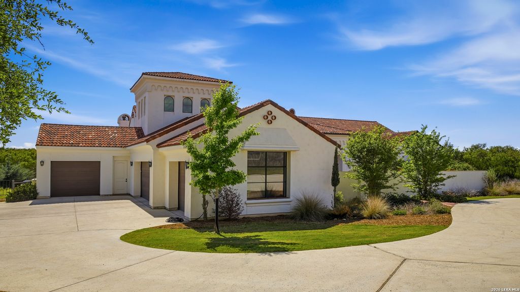 Photo of 84 Sunriver, Boerne, TX 78006 (MLS # 1958248)