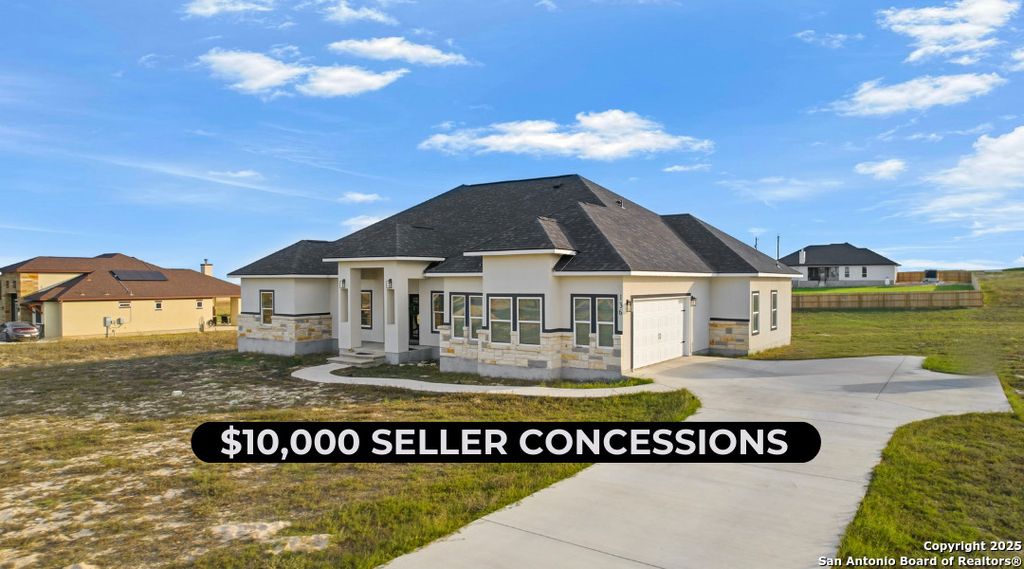 Photo of 136 Summer Meadow, La Vernia, TX 78121 (MLS # 1929601)