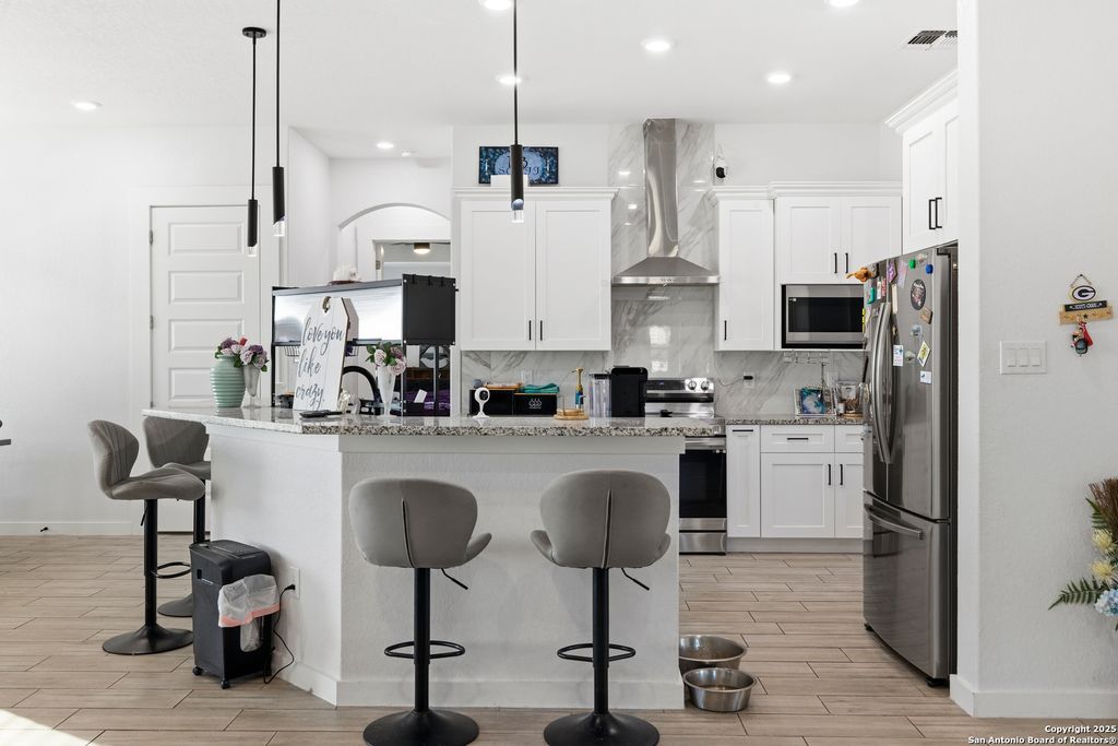 Photo of 136 Summer Meadow, La Vernia, TX 78121 (MLS # 1929601)