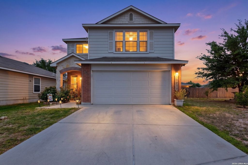 Photo of 10911 Rustic Spoke, San Antonio, TX 78245 (MLS # 1959883)