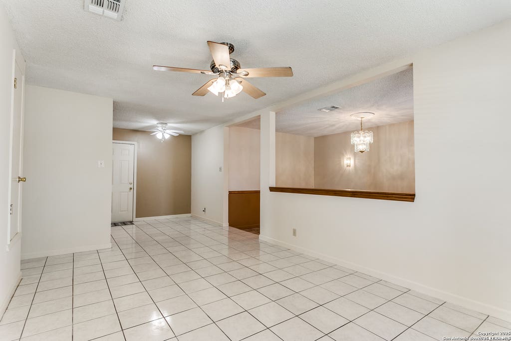 Photo of 9911 FLOURISANT DR, San Antonio, TX 78217 (MLS # 2003248)