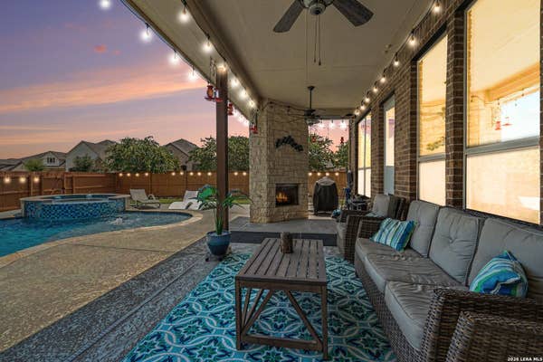904 Carriage Loop, New Braunfels, TX, 78132