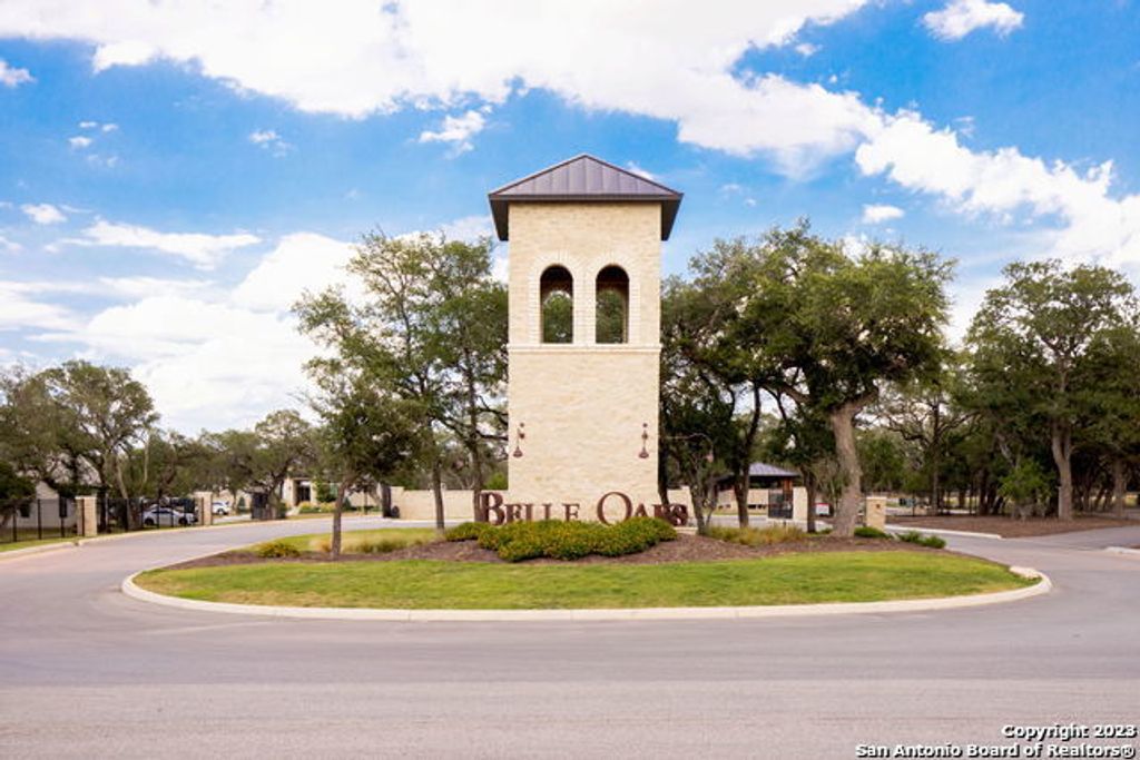 Photo of 722 BLAZE RIDGE BLVD, Bulverde, TX 78163 (MLS # 1724836)