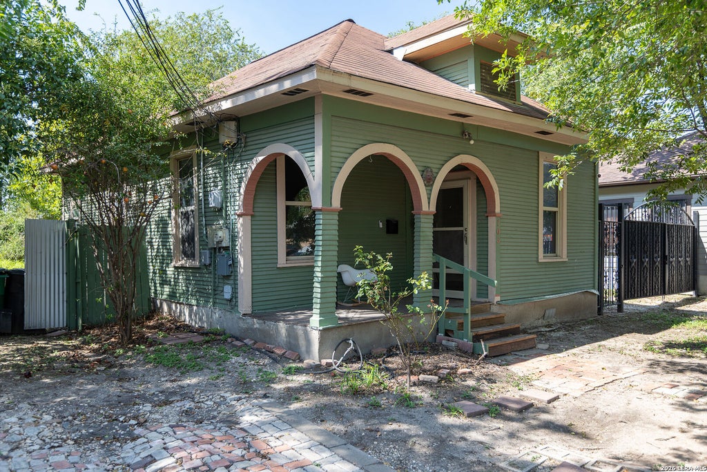 Photo of 105 Aganier Ave, San Antonio, TX 78212 (MLS # 2022539)
