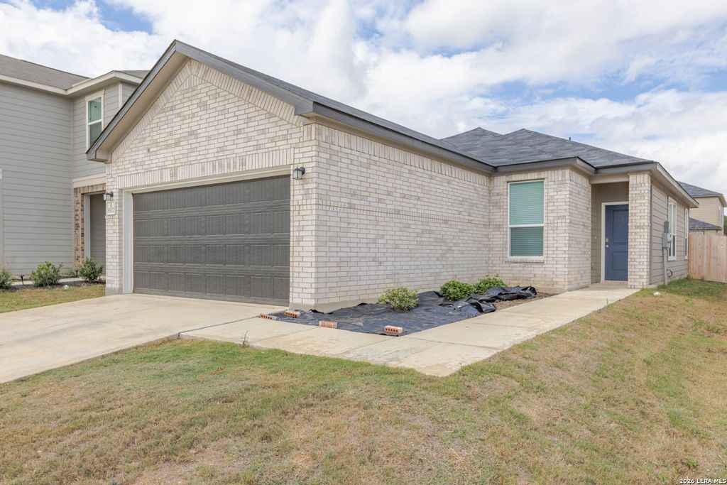 Photo of 9507 Reinhartz, San Antonio, TX 78221 (MLS # 1957662)