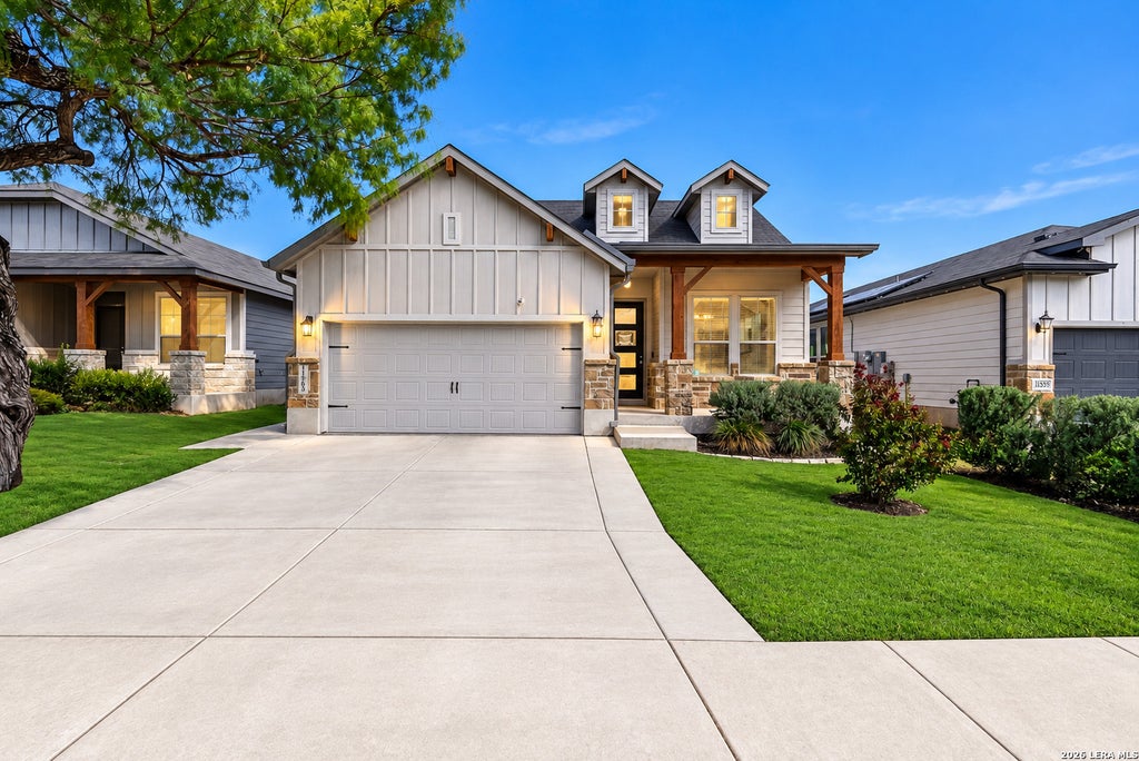 Photo of 11563 Lightning Way, San Antonio, TX 78245 (MLS # 2024037)