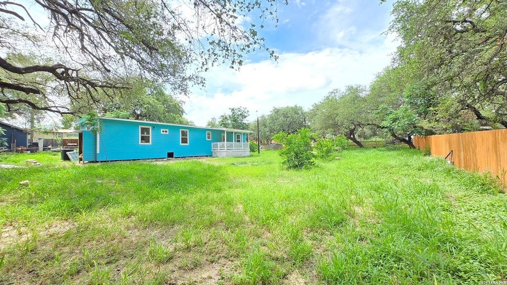 Photo of 188 SUNDOWN LN, Poteet, TX 78065 (MLS # 1973535)